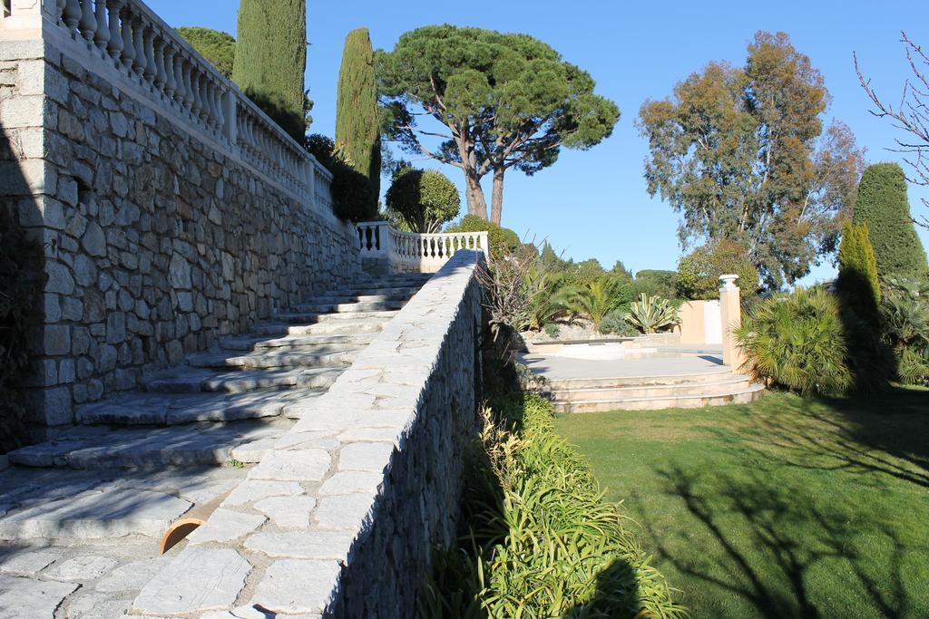 Bed and Breakfast La Caladina Mougins Exterior foto